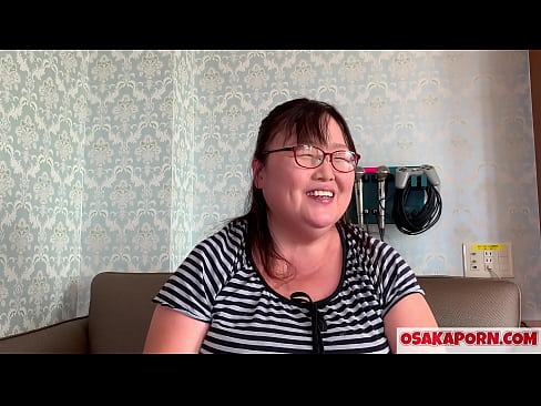 ❤️ Une grosse maman japonaise montre ses énormes seins et profite d'un sex toy. Une maman asiatique de 51 ans parle de son expérience sexuelle. Yukiko 1 OSAKAPORN grosse milf Porno fb at us ❌