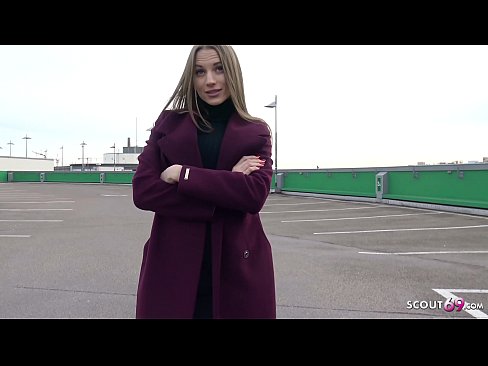 ❤️ SCOUT ALLEMAND EST UN RÊVE TOUCHANT STEELE, PARKING TELLTALE ET SEXY POUR L'ARGENT Porno fb at us ❌