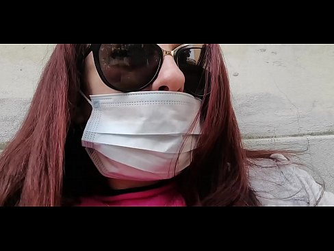 ❤️ Nicoletta se venge de son voisin et pisse dans son garage (Spécial Covid19 Quarantaine italienne) Porno fb at us ❌